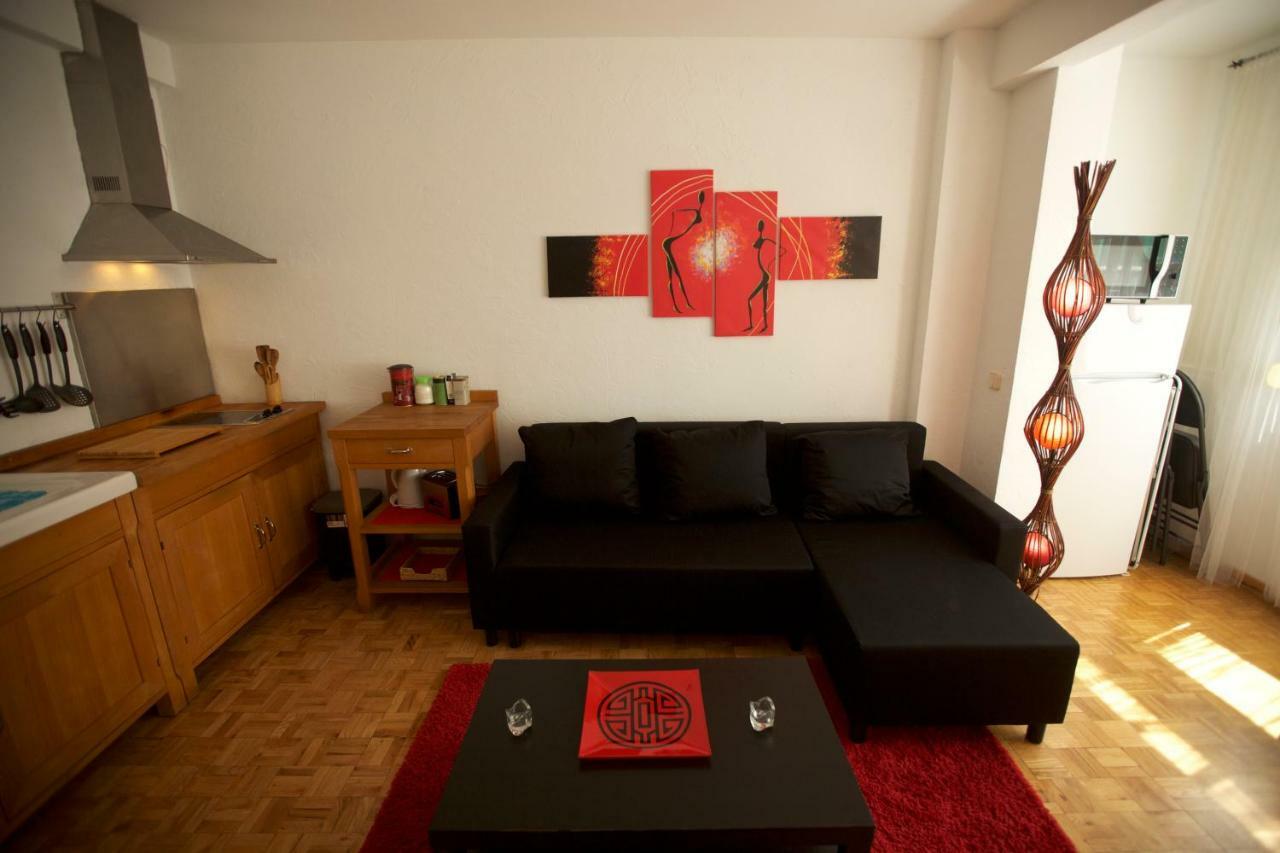 Apartment In Lavapies Madrid Center Екстер'єр фото